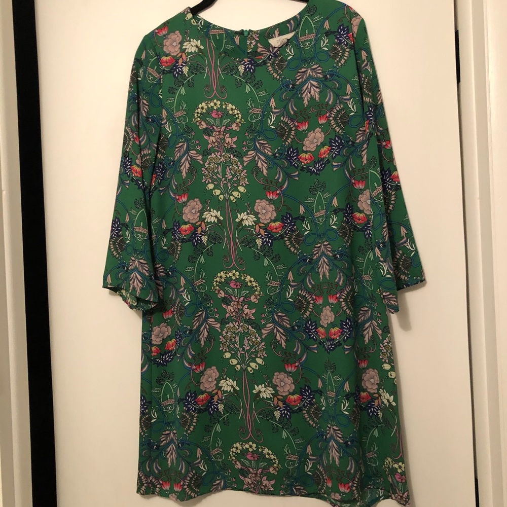 Long sleeve floral tunic dress!